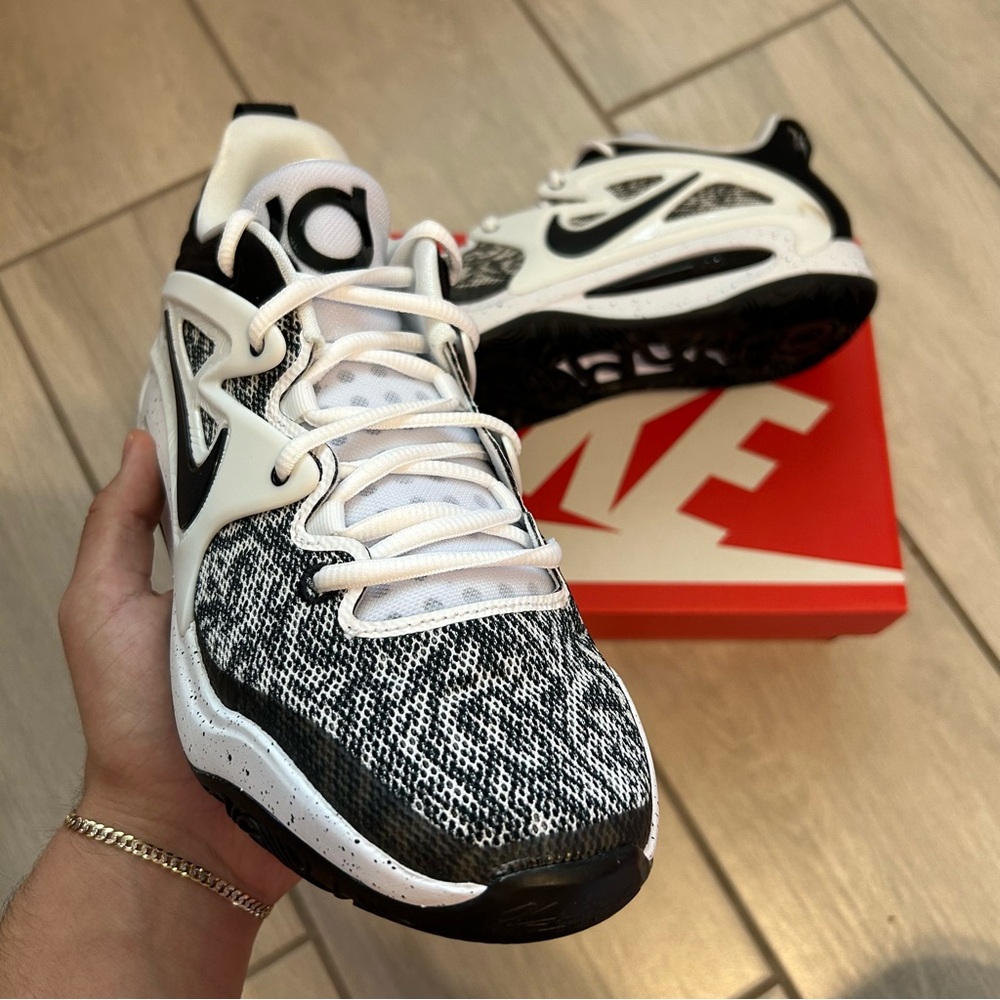 NIKE KD 15 TB WHITE BLACK SPECKLED Size 9 - Picture 2 of 5